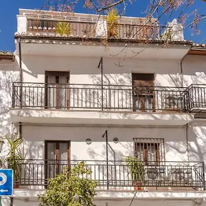 https://la-casita-de-la-plaza.es-andalucia.com
